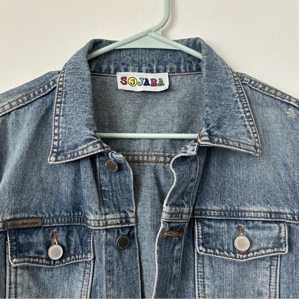 Denim Jacket with Red Lips Rolling Stones Graphic - Picture 6 of 11